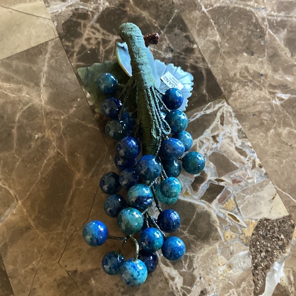 Vintage Wired Grape Cluster looks like Jade made by Glanz - Picture 3 of 5